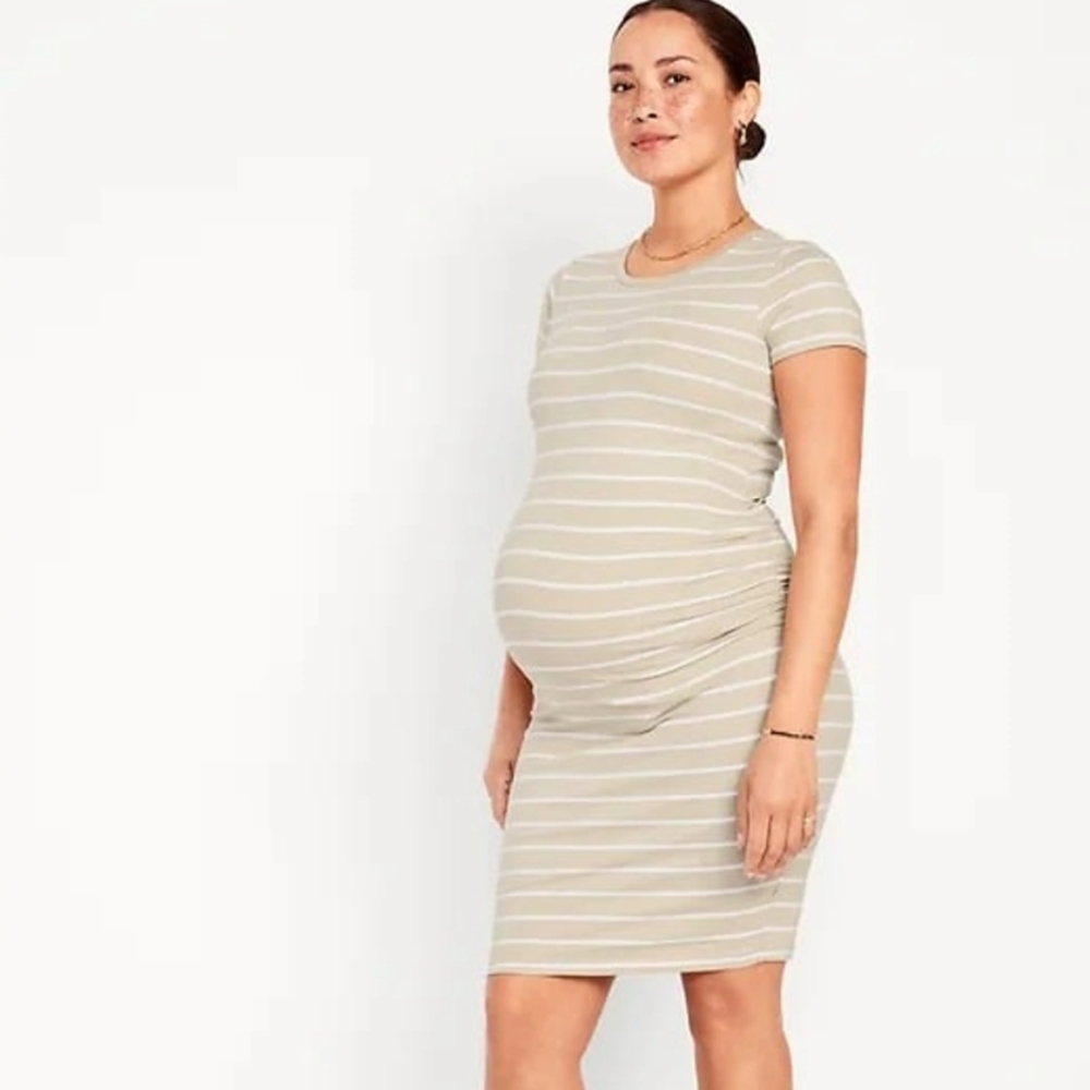 Old Navy Maternity Short-Sleeve Bodycon Dress with Ruching